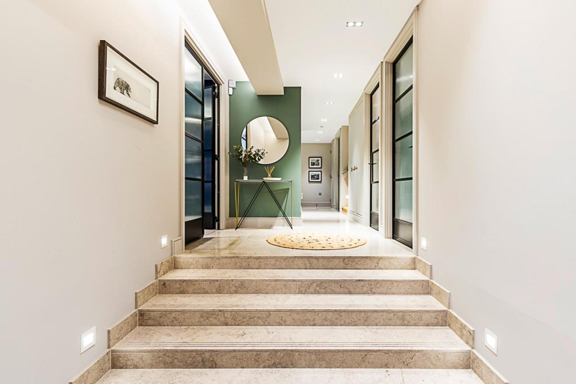 Vakantiehuis Pepys House A Modern Touch Of History *