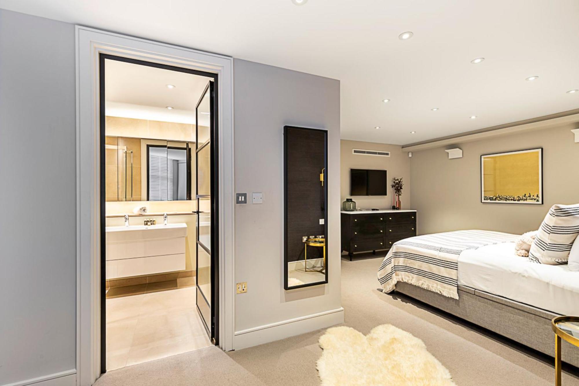 Pepys House A Modern Touch Of History Vakantiehuis *