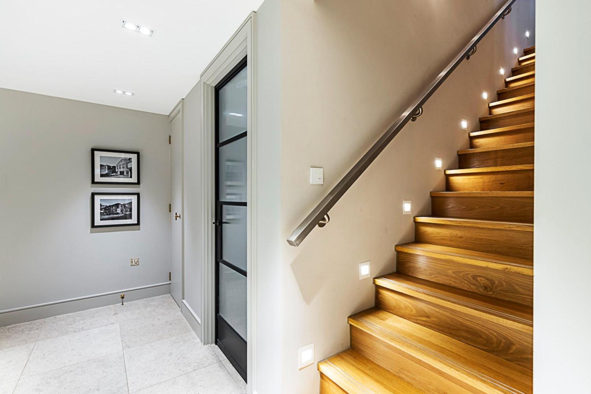 Vakantiehuis Pepys House A Modern Touch Of History