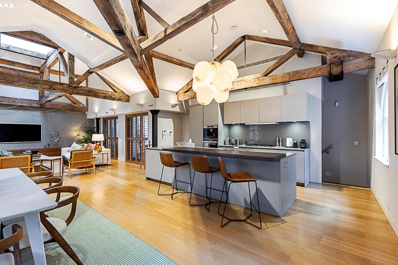 Pepys House A Modern Touch Of History Vakantiehuis
