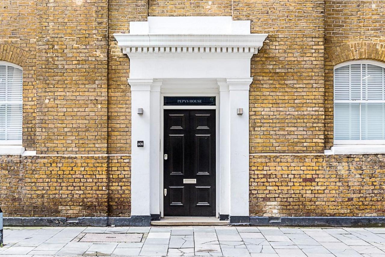Vakantiehuis Pepys House A Modern Touch Of History *